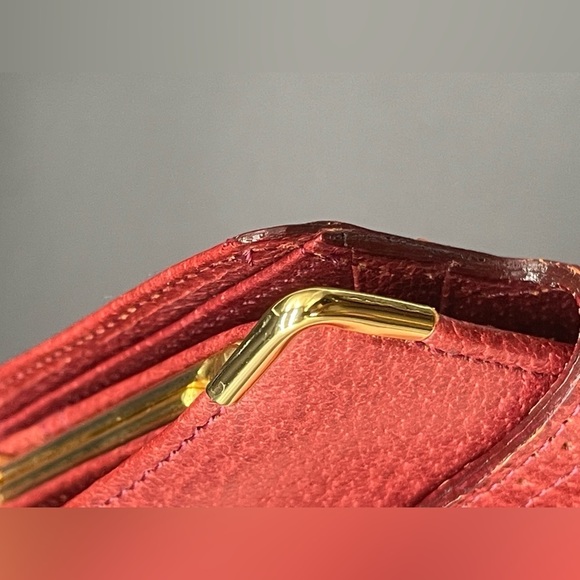 Valentino Garavani Red Kisslock Coin Pouch Snap Closure Wallet - Picture 9 of 17